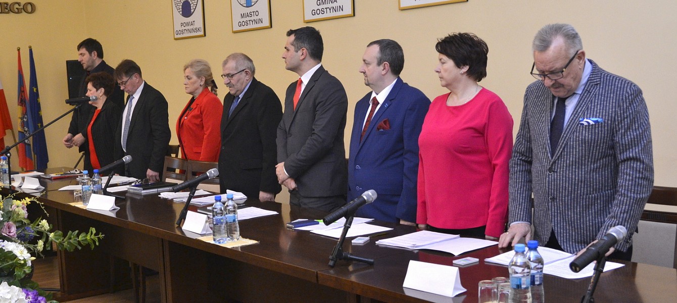 V sesja Rady Powiatu Gostynińskiego. Minuta ciszy w intencji zmarłego Pawła Adamowicza